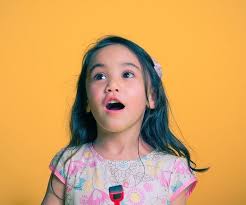 چک لیست مهارت های گفتاری کودک 3 تا 5 ساله:گفتاردرمانی کودک 3 ساله